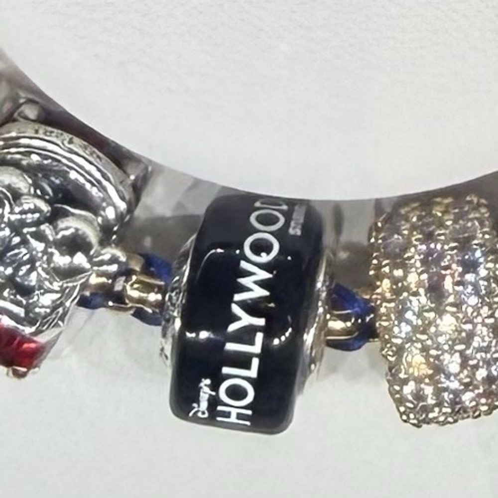 2026 Disney Parks Hollywood Studios Murano Pandora Charm ONE MURANO CHARM ONLY